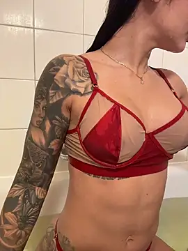 Karol Towers online show from 01/06/26, 02:43