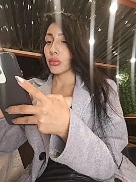 Snapshot of Isabellitasexi38 chatting on 02/20/26, 02:52 Isabellitasexi38 online show from 02/20/26, 02:52