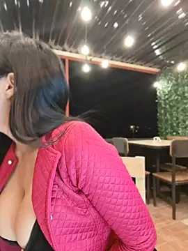 Snapshot of Isabellitasexi38 chatting on 01/19/26, 01:42 Isabellitasexi38 online show from 01/19/26, 01:42