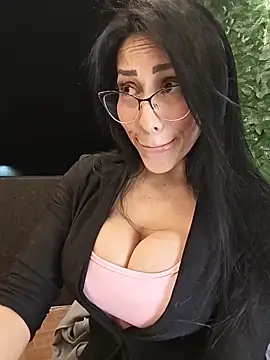 Isabellitasexi38 online show from 04/24/26, 03:08