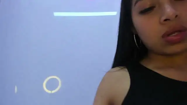 Snapshot of Chloe_Martini chatting on 10/17/25, 03:10 Chloe Martini online show from 10/17/25, 03:10