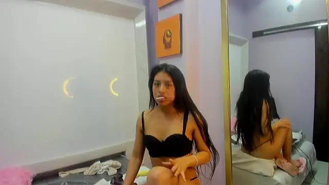 Snapshot of Chloe_Martini chatting on 02/14/25, 05:30 Chloe Martini online show from 02/14/25, 05:30