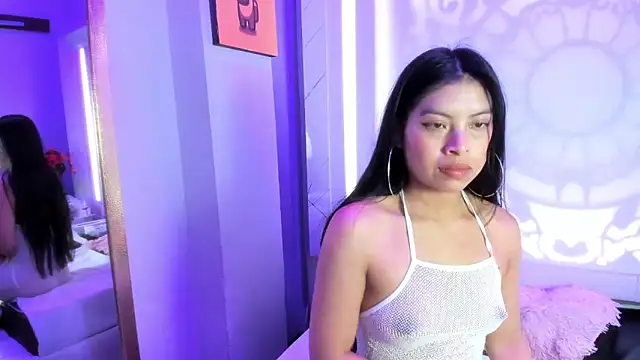 Chloe Martini online show from 04/18/26, 02:47