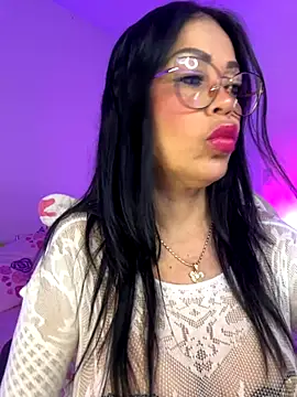 KarolRubi1 online show from 10/25/25, 10:32