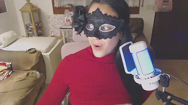 Snapshot of LasolitaAuri chatting on 03/10/25, 06:34 LasolitaAuri online show from 03/10/25, 06:34