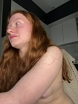 redhead peach online show from 03/19/25, 11:03