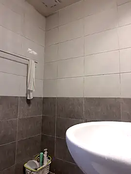 Lee0613 online show from 09/28/25, 04:30