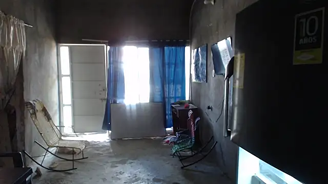 Snapshot of Coral0403 chatting on 10/24/25, 07:24 Coral0403 online show from 10/24/25, 07:24