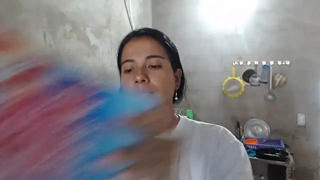 Snapshot of Coral0403 chatting on 11/16/25, 02:55 Coral0403 online show from 11/16/25, 02:55