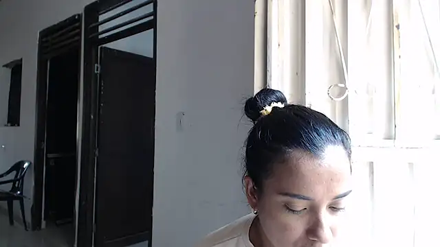 Snapshot of Coral0403 chatting on 03/05/25, 07:49 Coral0403 online show from 03/05/25, 07:49