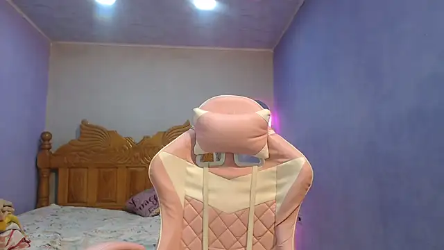 Coral0403 online show from 02/02/26, 07:46