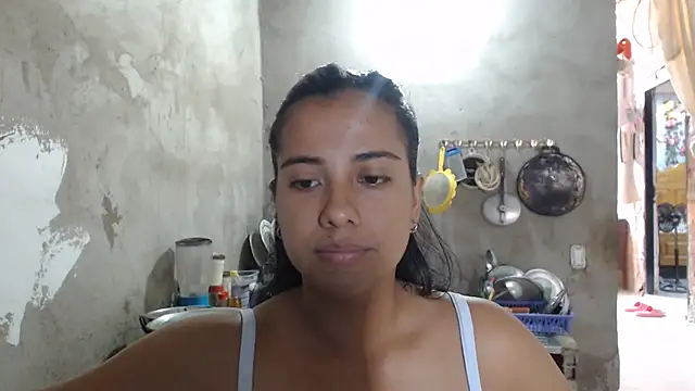 Snapshot of Coral0403 chatting on 06/14/26, 01:56 Coral0403 online show from 06/14/26, 01:56