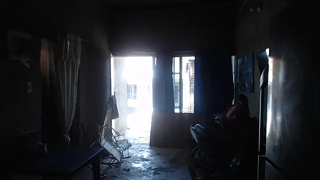 Snapshot of Coral0403 chatting on 11/08/25, 04:10 Coral0403 online show from 11/08/25, 04:10