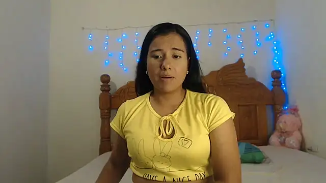 Snapshot of Coral0403 chatting on 02/26/25, 11:09 Coral0403 online show from 02/26/25, 11:09