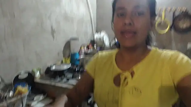 Coral0403 online show from 03/25/26, 10:41