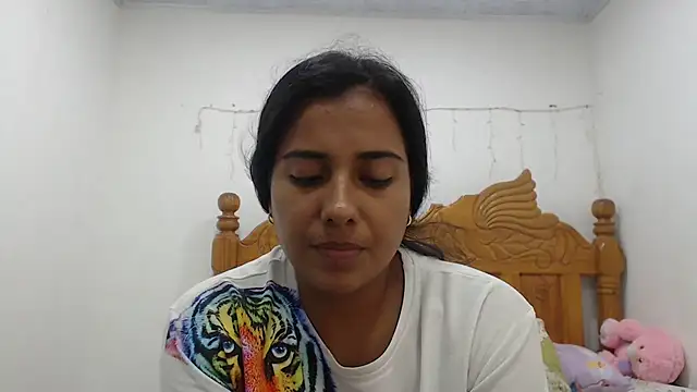 Snapshot of Coral0403 chatting on 03/18/25, 02:18 Coral0403 online show from 03/18/25, 02:18