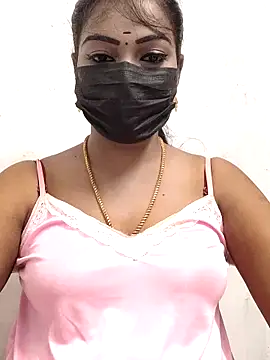 meena 27 online show from 10/20/25, 06:08