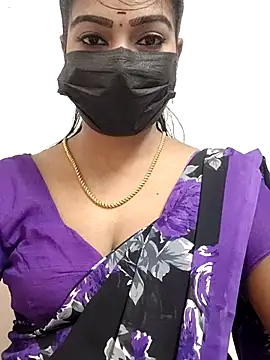 meena 27 online show from 12/17/25, 05:34