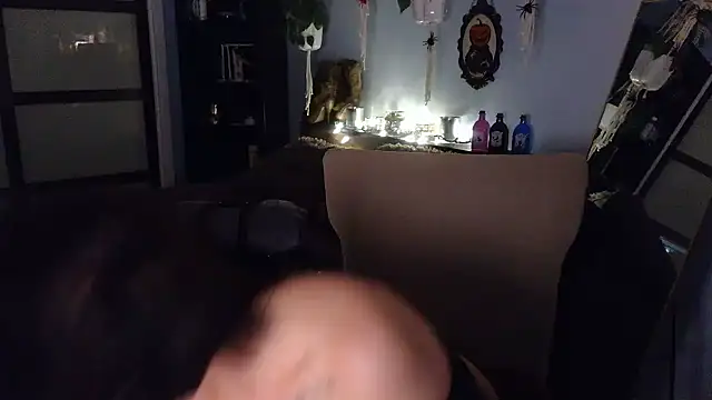 AlessasRoom online show from 10/21/25, 03:28