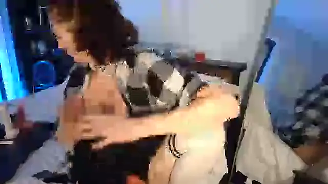 AlessasRoom online show from 11/18/25, 07:22