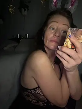 AlessasRoom online show from 04/05/26, 07:04