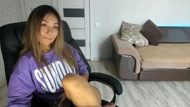 Snapshot of karishee chatting on 11/21/25, 07:13 karishee online show from 11/21/25, 07:13