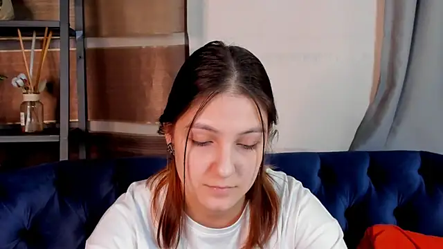 GuinevereGell online show from 12/26/24, 05:37