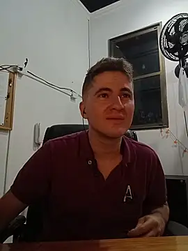 Snapshot of MrBelac chatting on 10/10/25, 08:26 MrBelac online show from 10/10/25, 08:26