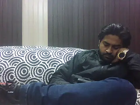 Snapshot of indihotguy chatting on 01/15/26, 01:58 indihotguy online show from 01/15/26, 01:58