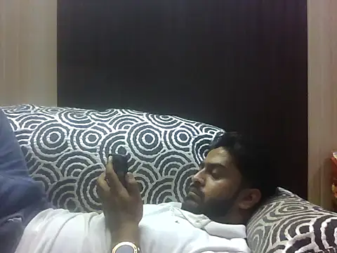 Snapshot of indihotguy chatting on 10/06/25, 02:29 indihotguy online show from 10/06/25, 02:29