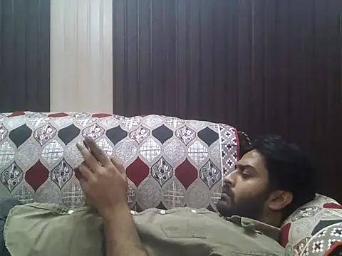 indihotguy online show from 11/07/25, 12:21