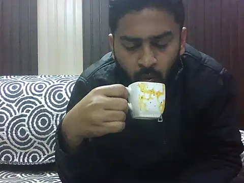Snapshot of indihotguy chatting on 02/15/26, 10:03 indihotguy online show from 02/15/26, 10:03