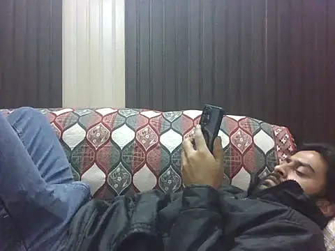 indihotguy online show from 12/04/25, 12:37