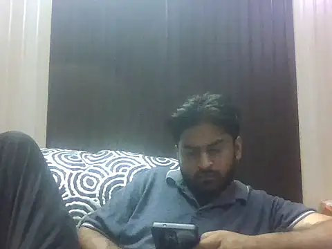 Snapshot of indihotguy chatting on 10/09/25, 01:44 indihotguy online show from 10/09/25, 01:44