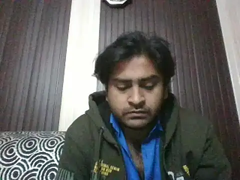 Snapshot of indihotguy chatting on 02/14/25, 05:36 indihotguy online show from 02/14/25, 05:36