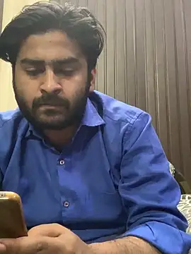 Snapshot of indihotguy chatting on 03/18/25, 06:28 indihotguy online show from 03/18/25, 06:28