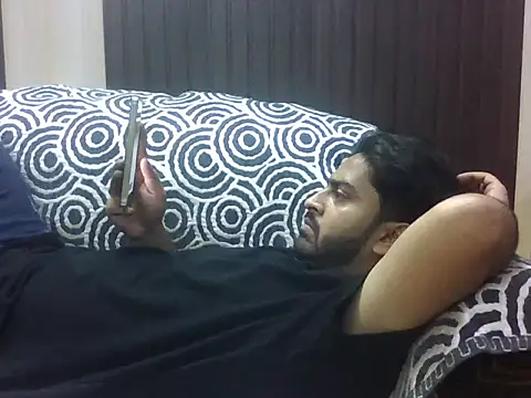 Snapshot of indihotguy chatting on 10/04/25, 10:39 indihotguy online show from 10/04/25, 10:39