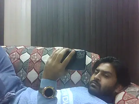 indihotguy online show from 12/01/25, 11:55