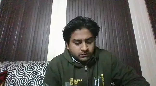 Snapshot of indihotguy chatting on 02/13/25, 05:11 indihotguy online show from 02/13/25, 05:11