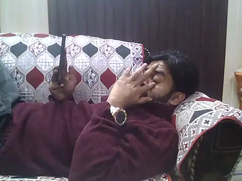 indihotguy online show from 11/09/25, 10:30