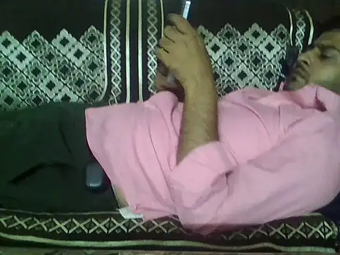Snapshot of indihotguy chatting on 05/09/26, 04:54 indihotguy online show from 05/09/26, 04:54