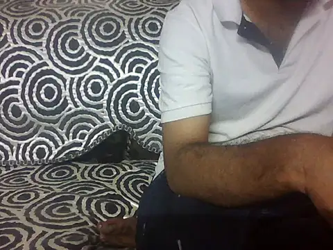 Snapshot of indihotguy chatting on 06/21/26, 02:34 indihotguy online show from 06/21/26, 02:34