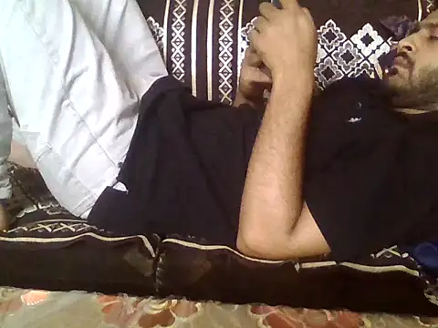 Snapshot of indihotguy chatting on 05/06/26, 01:42 indihotguy online show from 05/06/26, 01:42