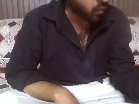 Snapshot of indihotguy chatting on 06/17/26, 01:54 indihotguy online show from 06/17/26, 01:54