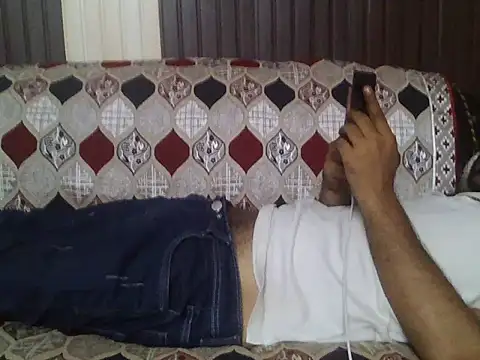 Snapshot of indihotguy chatting on 05/26/26, 03:10 indihotguy online show from 05/26/26, 03:10