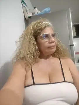 indiraa-channell online show from 02/18/25, 03:21