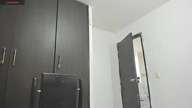 indiraa-channell online show from 11/23/25, 05:01