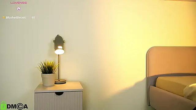 LittleOriana online show from 02/01/25, 10:34