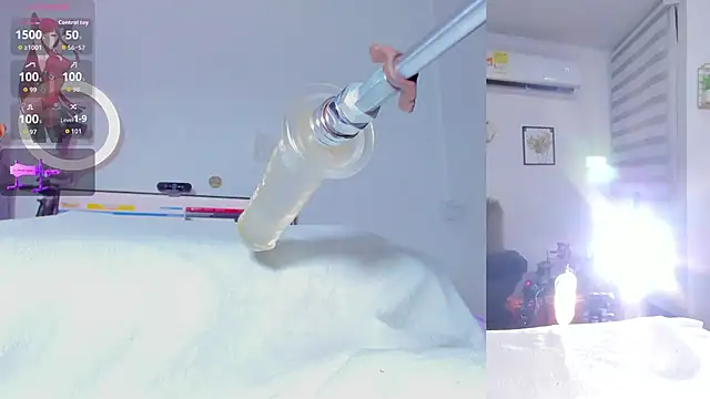 Maria Jones  online show from 11/08/25, 01:20