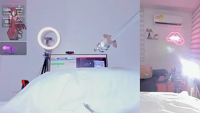 Snapshot of Maria_Jones_ chatting on 01/18/26, 01:31 Maria Jones online show from 01/18/26, 01:31